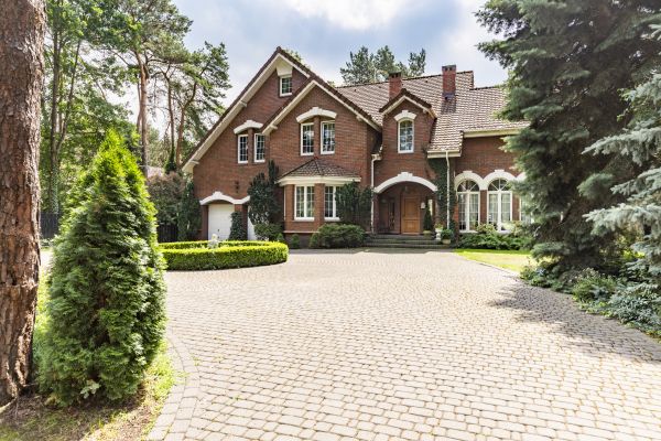 Driveway Pavers Repair in Grand Blanc