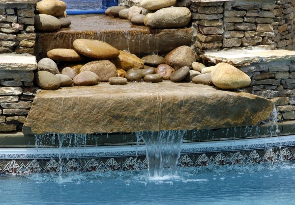 Cost of Pool Hardscaping in Grand Blanc